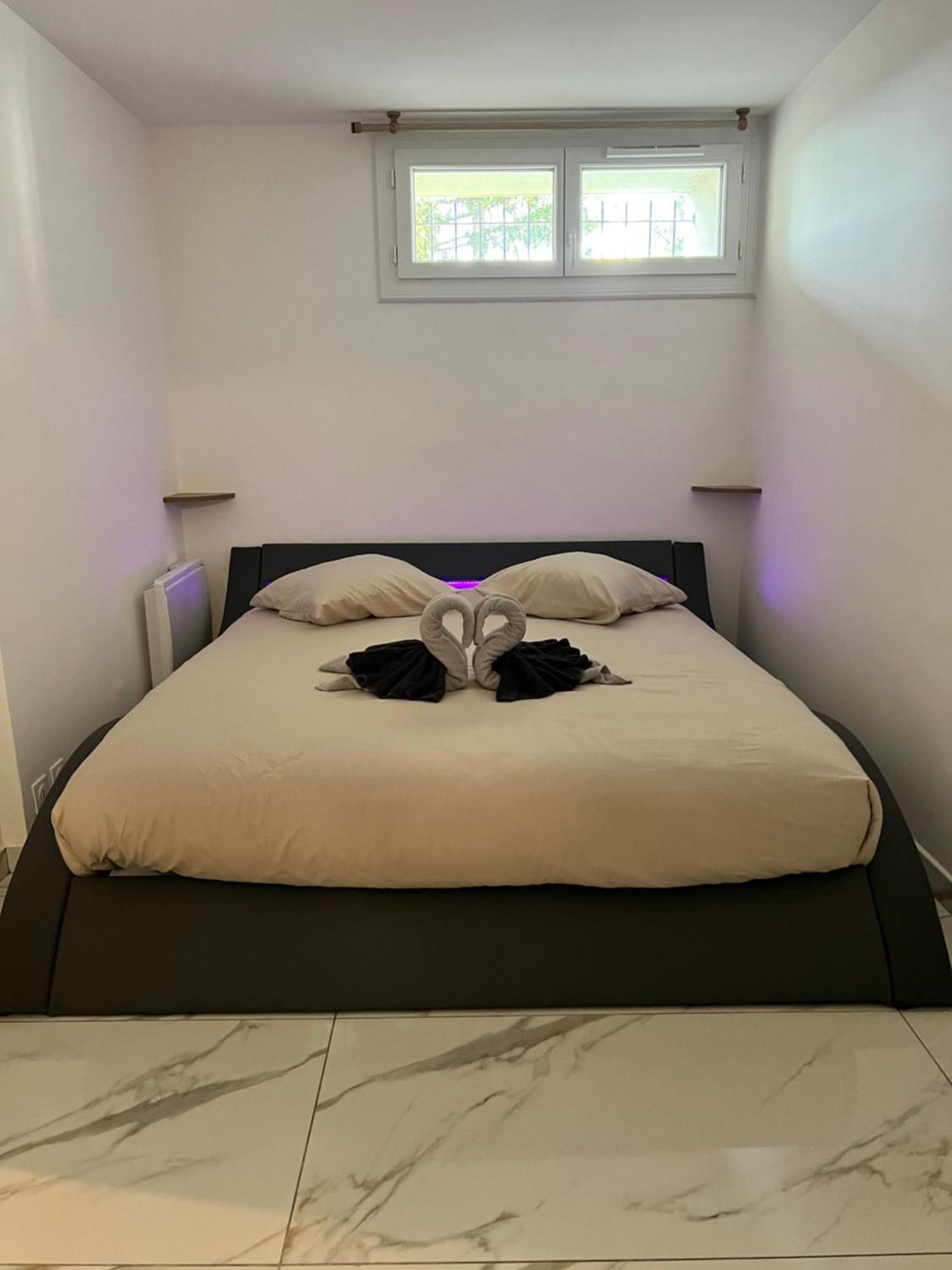 Le Niou, Appartement Avec Parking Gratuit Marseilles Buitenkant foto